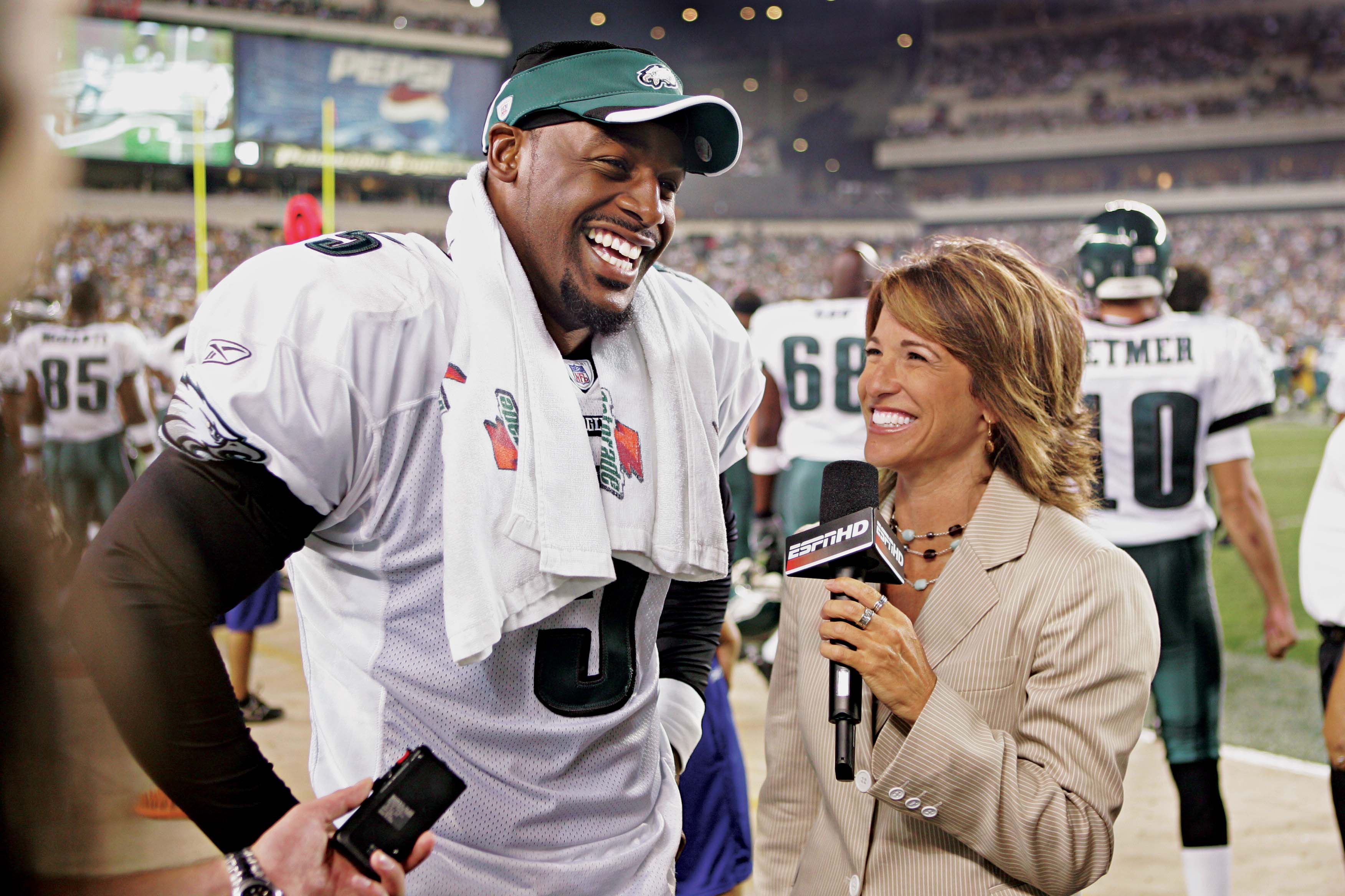 Suzy Kolber and the Super Bowl - American Profile