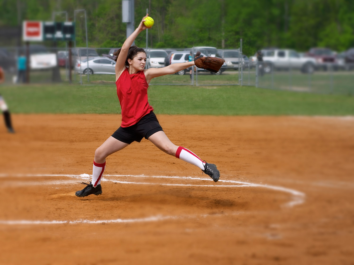 how-to-pitch-a-softball-american-profile