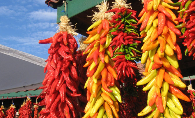 string-chile-peppers-ristras