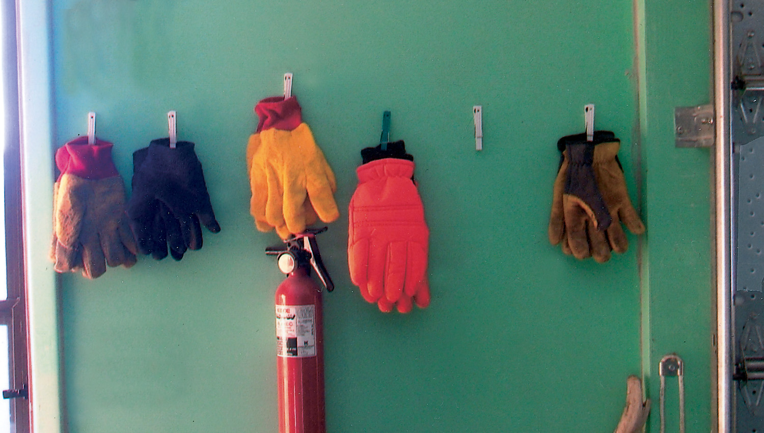 How to Dry Work Gloves - American Profile