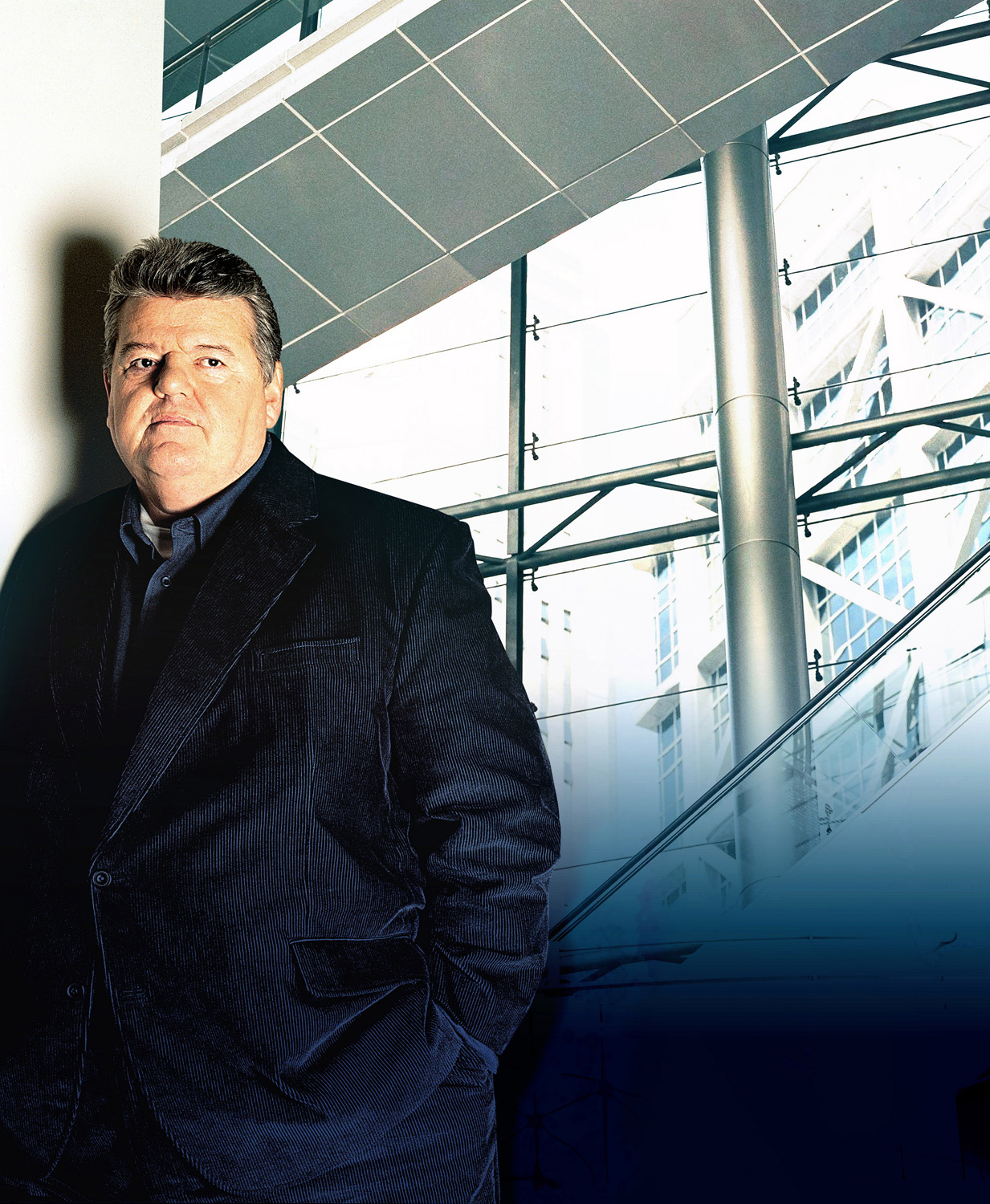 Next photo of Robbie Coltrane