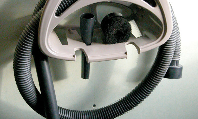 vacuum hose storage
