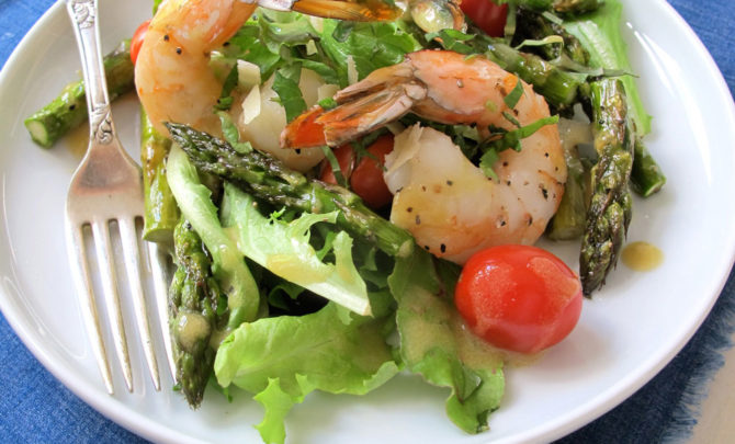 roasted-asparagus-shrimp-salad
