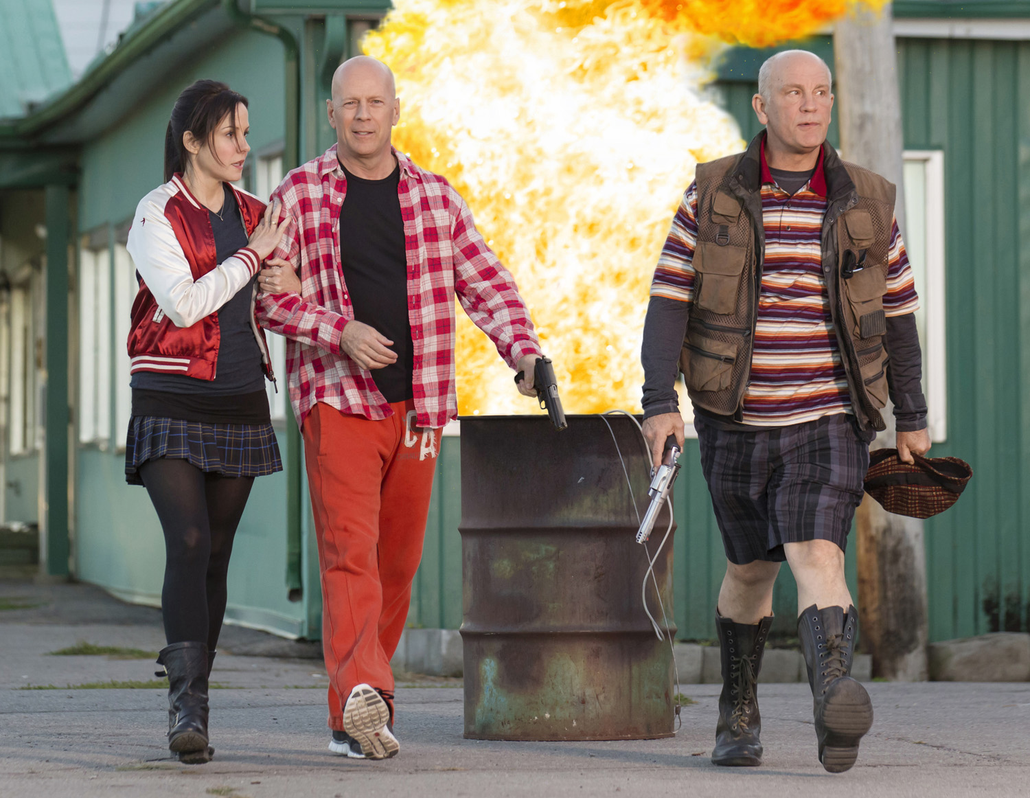 red 2 movie review