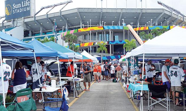 The NFL Broadcast Booth at the Miami Dolphins-Buffalo Bills game at the Sun  Life Stadium, now the Hard Rock Stadium Stock Photo - Alamy